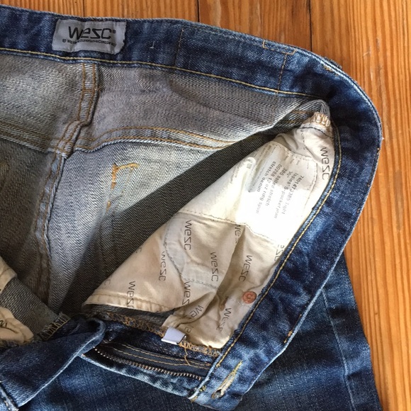 WESC Women’s “Tight” - Picture 3 of 4